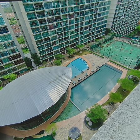 Mount Austin Ikea, Aeon 10Mins -Pool View- C115 Apartman Johor Bahru Kültér fotó